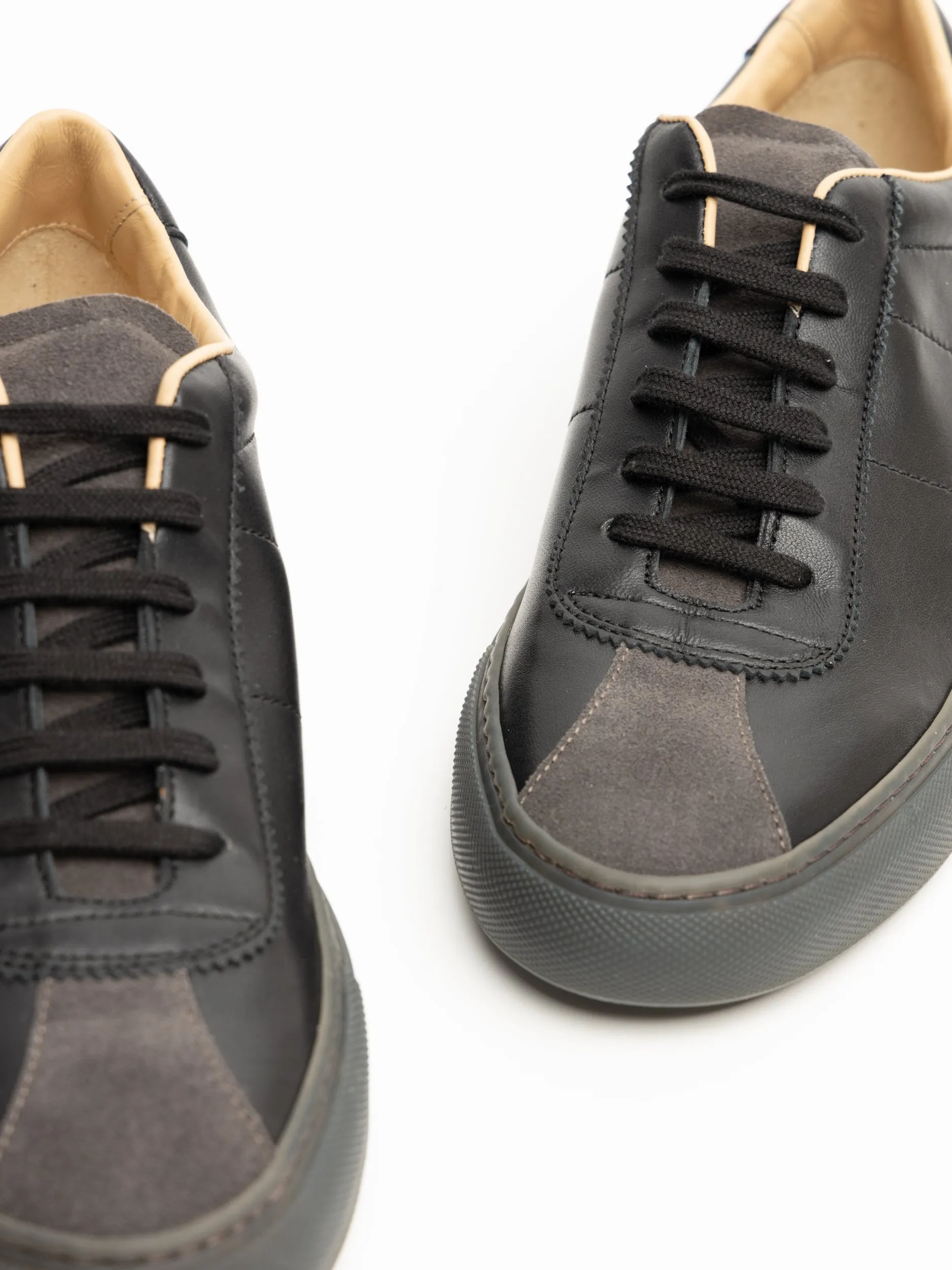 Black Court Classic Sneakers