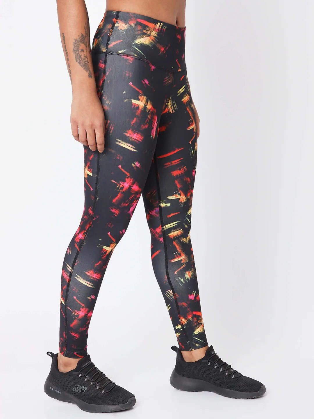 Graphic Performance Leggings Red Marks