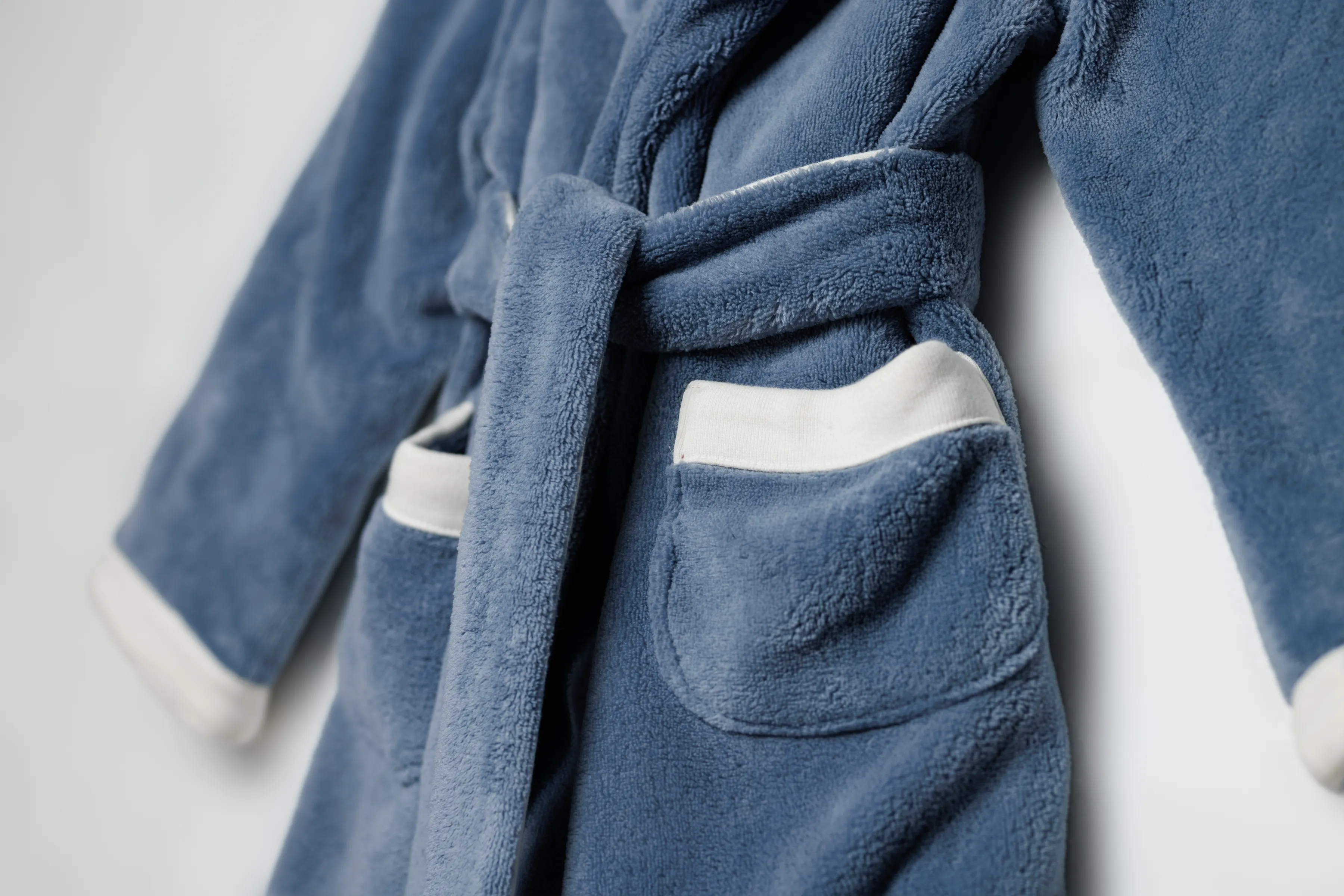 NATHAN - BOYS' BATHROBE IN MUTED BLUE